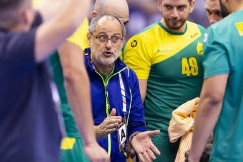 Coach Silver Washington at Team Time Out Brazil vs. France Preliminary Round Handball IHF Handball World Championship 11 01 19 Berlin Berlin Germany Mercedes Benz Arena Copyright: xAgentur54Gradx xFelixxKoenigx