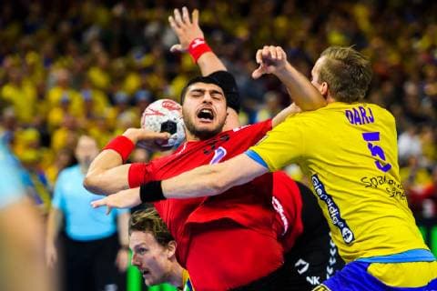 190111 Yehia Elderaa of Egypt and Max Darj of Sweden during the IHF World Handball Championship match between Egypt and Sweden on January 11 2019 in Copenhagen Photo Ludvig Thunman BILDBYR u0081N kod LT 35574, detectedSourceLanguage  Copyright: LUDVIGxTHUNMAN BB190111LT064