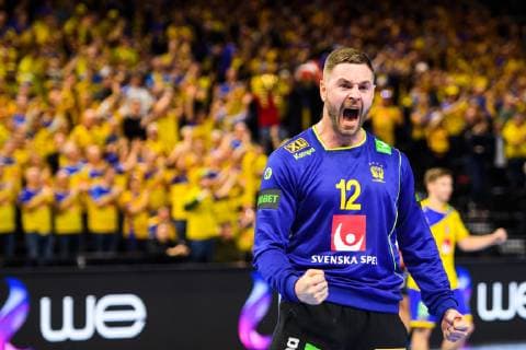 190111 Goalkeeper Andreas Palicka of Sweden celebrates after the IHF World Handball Championship match between Egypt and Sweden on January 11 2019 in Copenhagen Photo Ludvig Thunman BILDBYR u0081N kod LT 35574, detectedSourceLanguage  Copyright: LUDVIGxTHUNMAN BB190111LT076