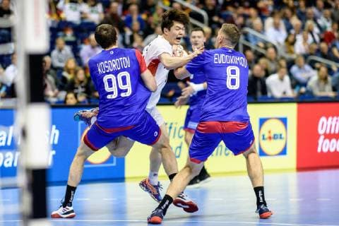 Russia vs Korea Handball World Championship 2019 12 01 2019 l r Sergei Mark Kosorotov RUS 99 Taehun Jo COR 9 and Egor Evdokimov RUS 8 at the match between Russia and Korea at the Handball World Championship in Berlin on 12 01 2019 Berlin BER Germany Mercedes Benz Arena