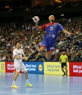 12 01 2019 Handball IHF World Championship Denmark and Germany 2019 Preliminary Round Group A Russia Korea in the Mercedes Benz Arena Berlin L R Suyoung Jung Korea Timur Dibirov Russia
