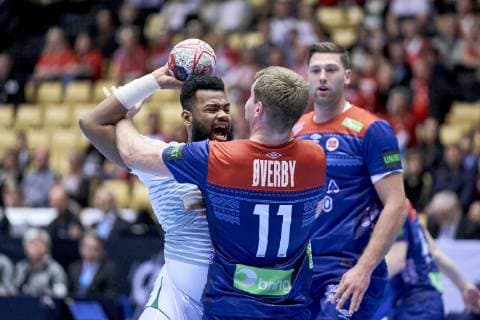 Handball WM, Norwegen - Saudi-Arabien Adnan Radnah (33) of Saudi Arabia and Petter Overby (11) of Norway during the men s IHF Handball World Championship WM Weltmeisterschaft Group C match 17, between Norway and Saudi Arabia. Herning Denmark on Saturday Jan 12 2019 Herning Denmark, Denmark 