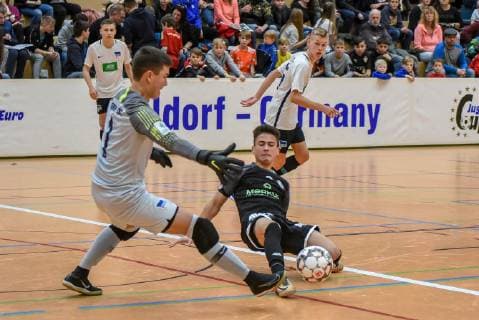 Goalkeeper Kilian Schubert Hertha BSC and Tobias Strahlhofer SK Sturm Graz Germany Gaildorf 12 01 2019 Sports Youth Football 30 Int U17 Indoor Football Tournament Youth Euro Cup 2019 Sports Hall