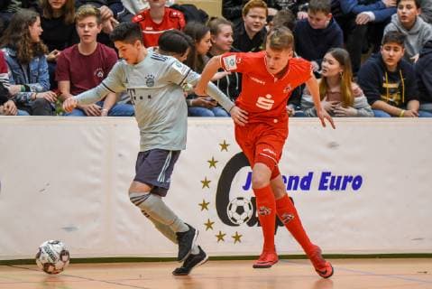 Grand Mamebua FC Bayern Muenchen and Joshua Schwairten 1 FC Köln Germany Gaildorf 12 01 2019 Sports Youth Football 30 Int U17 Indoor Football Tournament Youth Euro Cup 2019 Sports Hall