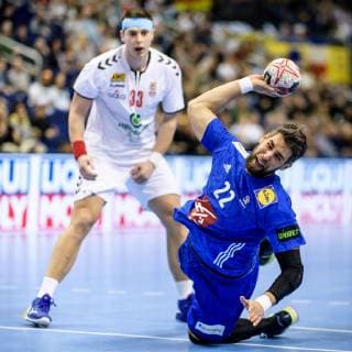 France vs. Serbia Handball World Championship 2019 12 01 2019 l r Mijajlo Marsenic SRB 33 and Luka Karabatic FRA 22 at the match between France and Serbia at the Handball World Championship in Berlin on 12 01 2019 Berlin BER Germany Mercedes Benz Arena