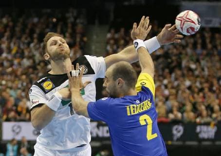 12 01 2019 Handball IHF World Championship Denmark and Germany 2019 preliminary round Group A Germany Brazil in the Mercedes Benz Arena Berlin L R Steffen Weinhold Germany vs Henrique Teixeira Brazil