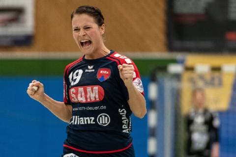 Lisa Gebhard SG H2Ku Herrenberg Kuties 19 SG H2Ku Herrenberg Kuties vs TSV Nord Harrislee Handball 2 Bundesliga Women HBF Season 18 19 12 01 2019 SG H2Ku Herrenberg Kuties vs TSV Nord Harrislee Handball 2 Bundesliga Women HBF Season 18 19 12 01 2019 Herrenberg Kuties vs TSV Nord Harrislee Handball 2 Bundesliga Women HBF Season 18 19 12 01 2019 Copyright: xEIBNER WolfgangxFrankx EP_WFK