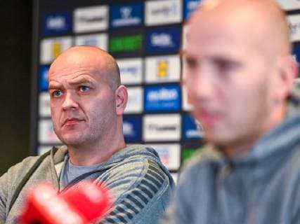 HANDBALL - IHF WC HERNING,DENMARK,13.JAN.19 - HANDBALL - IHF Men s World Championships, press conference PK Pressekonferenz team AUT. Image shows head coach Patrekur Johannesson and Robert Weber (AUT). GEPAxpictures xOliverxLerch