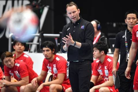 Dagur SIGURDSSON coach Japan gestures gives instructions preliminary round group B Croatia CRO Japan JPN on 13 01 2019 in Munich Germany Olympic Hall Handball World Championship 2019 from 10 01 27 01 2019 in Germany and Denmark