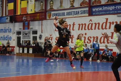 Handball, EHF Cup, SC Magura Cisnadie - SG BBM Bietigheim Sports Club Magura Cisnadie - SG BBM Bietigheim SG BBM Bietigheim s Karolina Kudlacz-Gloc in action against Magura Cisnadie s Paula Chirila, during the Women EHF Cup handball match between Sports Club Magura Cisnadie and SG BBM Bietigheim, in Cisnadie, Romania, 13 january 2019, Alex Nicodim Copyright: xAlexxNicodimx