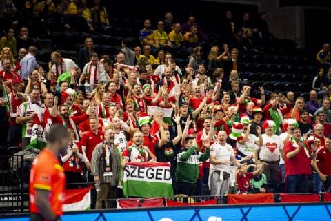 190113 Supporters of Hungary during the IHF World Handball Championship match between Hungary and Angola on January 13 2019 in Copenhagen Photo Ludvig Thunman BILDBYR u0081N kod LT 35576, detectedSourceLanguage  Copyright: LUDVIGxTHUNMAN BB190113LT014