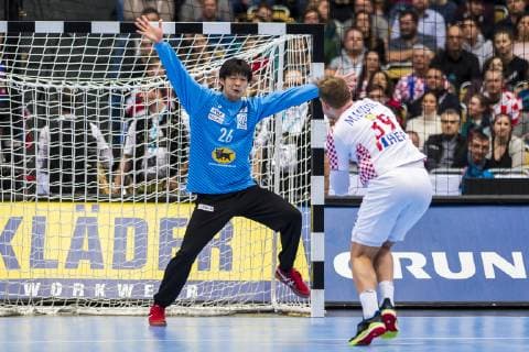 Munich Germany 13 January 2019 WM 2019 Men Group B Croatia vs Japan v li Yuki Kubo Japan David Mandic Croatia Munich Olympic Hall Bayern Germany