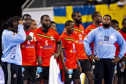 190113 Players of Angola looks dejected during the IHF World Handball Championship match between Hungary and Angola on January 13 2019 in Copenhagen Photo Ludvig Thunman BILDBYR u0081N kod LT 35576, detectedSourceLanguage  Copyright: LUDVIGxTHUNMAN BB190113LT020