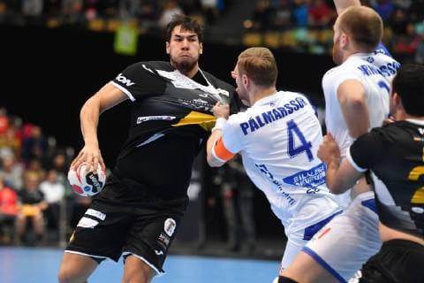 Daniel DOVICHEBAEVA DUJSHEBAEV ESP action duel against Aron PALMARSSON ISL preliminary round group B Spain ESP Iceland ISL on 13 01 2019 in Munich Germany Olympic Hall Handball World Championship 2019 from 10 01 27 01 2019 in Germany and Denmark