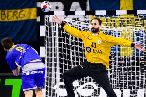 190113 Jerry Tollbring of Sweden and Goalkeeper Leonel Maciel of Argentina during the IHF World Handball Championship match between Sweden and Argentina on January 13 2019 in Copenhagen Photo Ludvig Thunman BILDBYR u0081N kod LT 35577, detectedSourceLanguage  Copyright: LUDVIGxTHUNMAN BB190113LT029