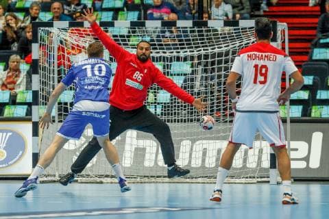 Munich Germany 14 01 2019 IHF Handball WM 2019 Group B Iceland Bahrain Stefan Rafn Sigurmannsson ISL and Ali Khamis BHR in the duel DeFodi048