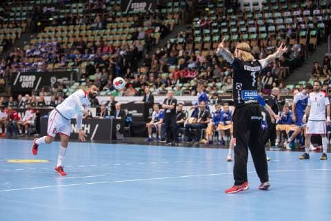 Handball WM 2019 preliminary round group B Munich Olympic Hall encounter Iceland Bahrain in picture Björgvin Gustavsson Mahdi Abdulla Saad @Martin Hangen hangenfoto