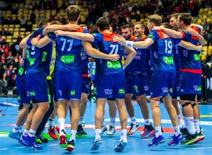 190114 Players of Norway celebrate the win after the IHF World Handball Championship match between Norway and Austria on January 14 2019 in Herning Photo Jon Olav Nesvold BILDBYR u0081N kod JE 160400, detectedSourceLanguage  Copyright: JONxOLAVxNESVOLD BB190114JE164