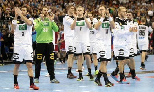 Team thanks the fans disappointment of the German national team after the draw in the match Russia vs. Germany the mens handball World Cup 2019 on 14 01 2019 in the Mercedes Benz Arena in Berlin Handball World Cup 2019 Group A Germany Russia