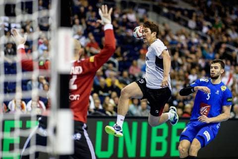 France vs Korea Handball World Championship 2019 14 01 2019 Dongmyung Kim COR 15 vs Vincent Gerard FRA 12 with Nedim Remili FRA 5 at the match between France and Korea at the Handball World Championship in Berlin on 14 01 2019 Berlin BER Germany Mercedes Benz Arena
