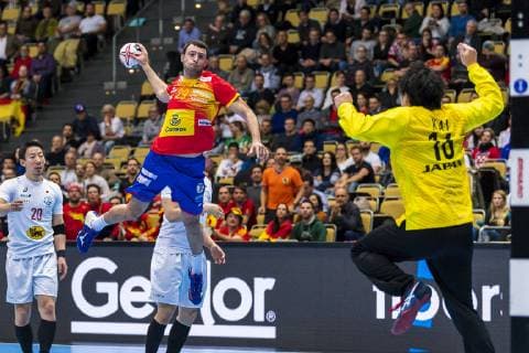 Munich Germany 14 January 2019 World Cup 2019 Men Group B Spain vs Japan Aitor Arino Spain Akihito Kai Japan Munich Olympic Hall Bayern Germany