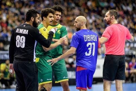 Russia vs Brazil Handball World Championship 2019 15 01 2019 l r Cesar Algusto Almeida BRA 89 Jose Toledo BRA 10 m Thiagus Petrus Santos BRA 14 and Timur Dibirov RUS 31 at the match between Russia and Brazil at the Handball World Championship in Berlin on 15 01 2019 Berlin BER Germany Mercedes Benz Arena