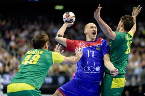 Russia vs Brazil Handball World Championship 2019 15 01 2019 l r Raul Nantes BRA 49 Aleksandr Dereven RUS 17 and Haniel Langaro BRA 37 at the match between Russia and Brazil at the Handball World Championship in Berlin on 15 01 2019 Berlin BER Germany Mercedes Benz Arena