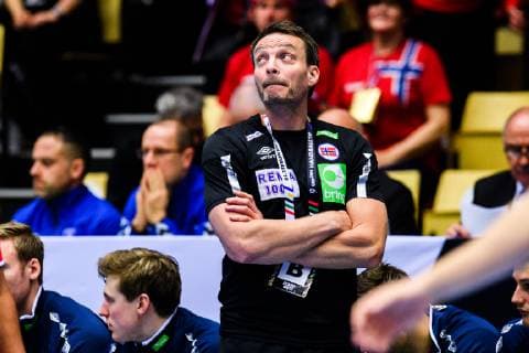 190115 Christian Berge head coach of Norway during the IHF World Handball Championship match between Norway and Chile on January 15 2019 in Herning Photo Jon Olav Nesvold BILDBYR u0081N kod JE 160402, detectedSourceLanguage  Copyright: JONxOLAVxNESVOLD BB190115JE062