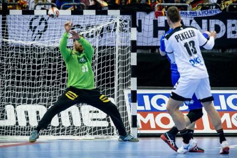 Germany vs. France Handball World Championship 2019 15 01 2019 Goalkeeper Andreas Wolff GER 33 with a parade at the match between Germany and France at the Handball World Championship in Berlin on 15 01 2019 Berlin BER Germany Mercedes Benz Arena
