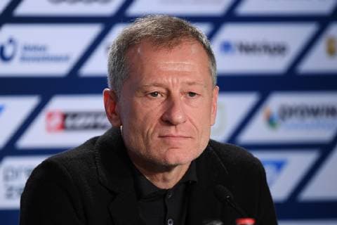 16.01.2019, xmeix, Fussball, 1. Bundesliga, TSG 1899 Hoffenheim, Pressekonferenz mit Vorstellung des neuen Namensgebers des Stadions, emspor, v.l. Hoffenheims GF Dr. Peter Goerlich DFL regulations prohibit any use of photographs as image sequences and or quasi-video. Sinsheim *** 16 01 2019 xmeix Football 1 Bundesliga TSG 1899 Hoffenheim Press conference with presentation of the new namesake of the stadium emspor v l Hoffenheims GF Dr Peter Goerlich DFL regulations prohibit any use of photographs as image sequences and or quasi video Sinsheim prio:1