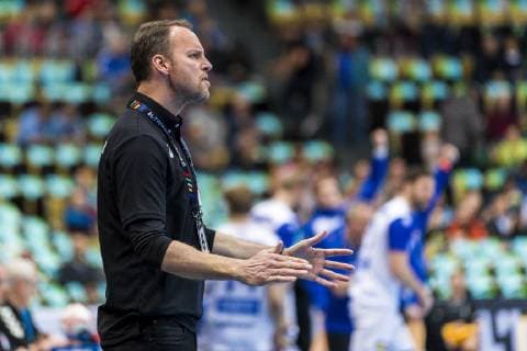 Munich Germany 16 January 2019 World Cup 2019 Men Group B Japan vs Iceland Coach Dagur Sigurdsson Japan angry angry angry angry angry angry screams raging Munich Olympic Hall Bayern Germany