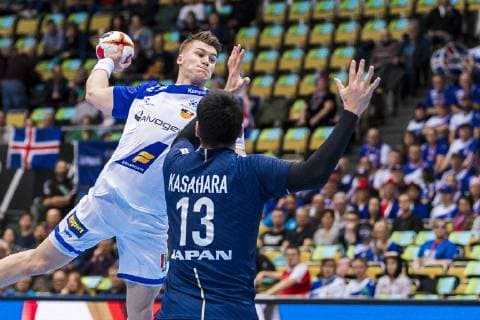 Munich Germany 16 January 2019 World Cup 2019 Men Group B Japan vs Island v li Elvar Orn Jonsson Island Kenya Kasahara Japan Munich Olympic Hall Bayern Germany