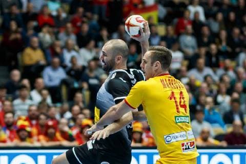 Munich Germany 16 01 2019 IHF Handball WM 2019 Group B Macedonia Spain Joan Canellas ESP and Velko Markoski MKD in the total DeFodi048