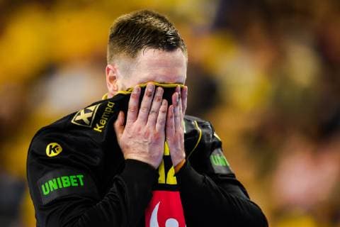190116 Goalkeeper Andreas Palicka of Sweden looks dejected during the IHF World Handball Championship match between Qatar and Sweden on January 16 2019 in Copenhagen Photo Ludvig Thunman BILDBYR u0081N kod LT 35580,  Copyright: LUDVIGxTHUNMAN BB190116LT069