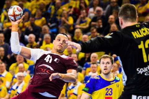 190116 Youssef Ali of Qatar and goalkeeper Andreas Palicka of Sweden during the IHF World Handball Championship match between Qatar and Sweden on January 16 2019 in Copenhagen Photo Ludvig Thunman BILDBYR u0081N kod LT 35580,  Copyright: LUDVIGxTHUNMAN BB190116LT080
