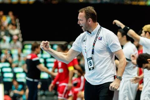 Munich Germany 17 01 2019 IHF Handball WM 2019 Group B Bahrain Japan Coach Dagur Sigurdsson JPN gesticulated gesticulation DeFodi048