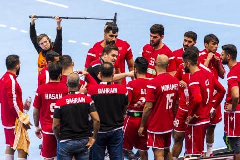 Munich Germany 17 January 2019 World Championship 2019 Men Group B Bahrain vs Japan Coach Aron Krist Jansson Bahrain in the time-out from Bahrain Munich Olympic Hall Bayern Germany