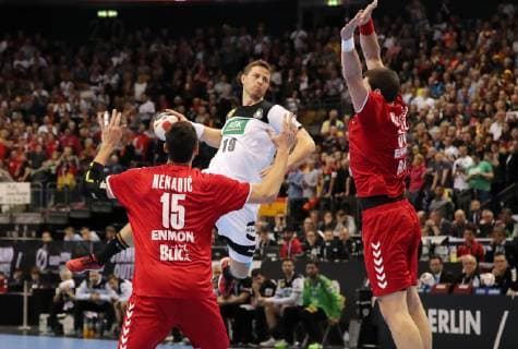 Drasko Nenadic Martin Strobel Mijajlo Marsenic action game scene duel sport handball world championship mens world championship season 2018 2019 17 01 2019 Germany GER DHB vs Serbia SRB