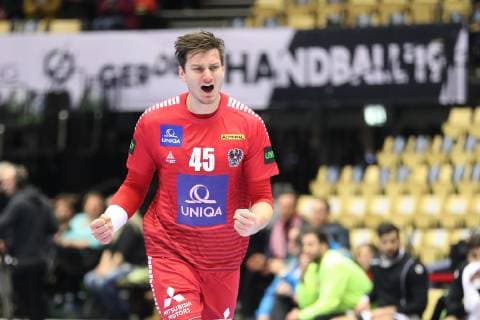26th Mens Handball World Championship Austria vs Tunisia 17 01 19 Jubilee Goal celebration with Daniel Dicker Austria 45 xmmkx