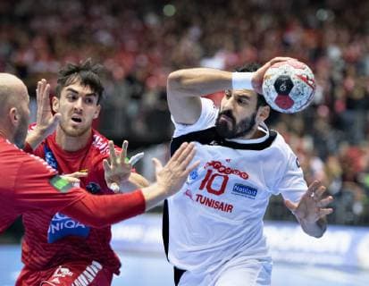 Kamel Alouni of Tunisia against Boris Zivkovic of Austria during the men s IHF Handball World Championship Group C match between Austria and Tunisia in Herning Denmark Thursday Jan 17 2019 Herning Jylland Denmark,  Copyright: HenningxBagger HenningxBaggerx COP108 spdk20190117-191726-L