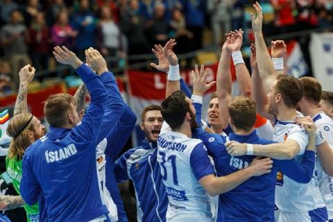 Munich Germany 17 01 2019 IHF Handball World Championship 2019 Group B Macedonia Iceland Iceland final cheer DeFodi048