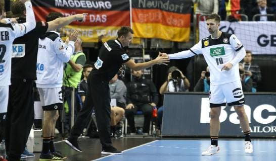 Fabian Wiede Germany claps his hands with national coach Christian Prokop Germany after the match Germany against Serbia of the mens Handball World Championship 2019 on 17 01 2019 in the Mercedes Benz Arena in Berlin Handball World Championship 2019 Group A Germany Serbia