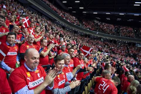Fans in the arena before the men s IHF Handball World Championship Group C match between Denmark and Norway in Herning Denmark Thursday Jan 17 2019 Herning Jylland Denmark,  Copyright: HenningxBagger HenningxBaggerx COP101 spdk20190117-200715-L