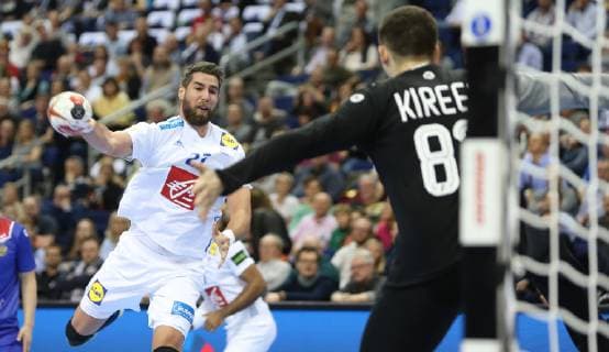 Luka Karabatic France vs. Victor Kireev Russia at the match France vs. Russia Handball World Championship 2019 Mens Handball on 17 01 2019 in the Mercedes Benz Arena in Berlin Handball World Cup 2019 Group A France Russia