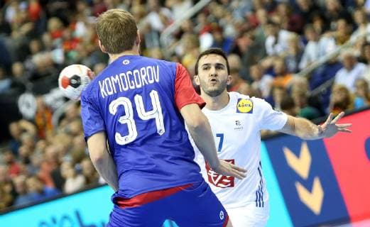 Romain Lagarde France vs. Vitaly Komogorov Russia at the match France vs. Russia Handball World Championship 2019 Mens Handball on 17 01 2019 at the Mercedes Benz Arena in Berlin Handball World Championship 2019 Group A France Russia