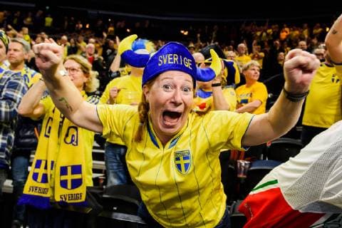 190117 A supporter of Sweden celebrates after the IHF World Handball Championship match between Sweden and Hungary on January 17 2019 in Copenhagen Photo Ludvig Thunman BILDBYR u0081N kod LT 35581,  Copyright: LUDVIGxTHUNMAN BB190117LT052