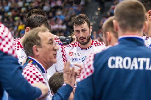 Munich Germany 17 January 2019 World Cup 2019 Men Group B Spain vs Croatia Domagoj Duvnjak Croatia THW Kiel in time-out Munich Olympic Hall Bayern Germany