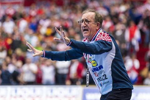 Munich Germany 17 January 2019 World Cup 2019 Men Group B Spain vs Croatia Coach Lino Cervar Croatia gesture gesture gesticulated Munich Olympic Hall Bayern Germany
