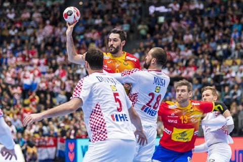 Munich Germany 17 January 2019 World Cup 2019 Men Group B Spain vs Croatia v li Domagoj Duvnjak Croatia THW Kiel Raul Entrerrios Rodriguez Spain Zeljko Musa Croatia Fuechse Berlin Julen Aguinagalde Spain Munich Olympic Hall Bavaria Germany
