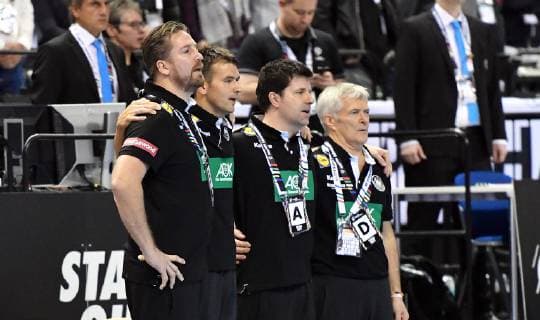 Oliver Roggisch Teammanager Germany Christian Prokop Trainer Germany Alexander Haase Co Trainer Germany Reinhold Roth Physiotherapist Germany Arm in Arm while playing the National Anthems Germany Serbia Germany Serbia IHF Handball World Championship 2019 Hanball World Championship 2019 Men Men Men Men Handball Germany Germany Germany Preliminary Round Group A group A Berlin 17 1 2019